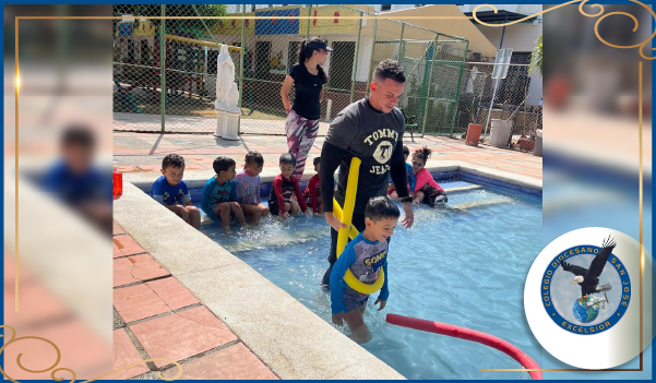 Zambúllete en la diversión con nuestras lúdicas de natación