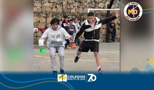 Totto y Fundación Semilla