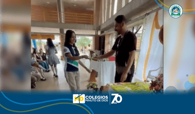 Bendición de Lápices para nuestros estudiantes de grado once
